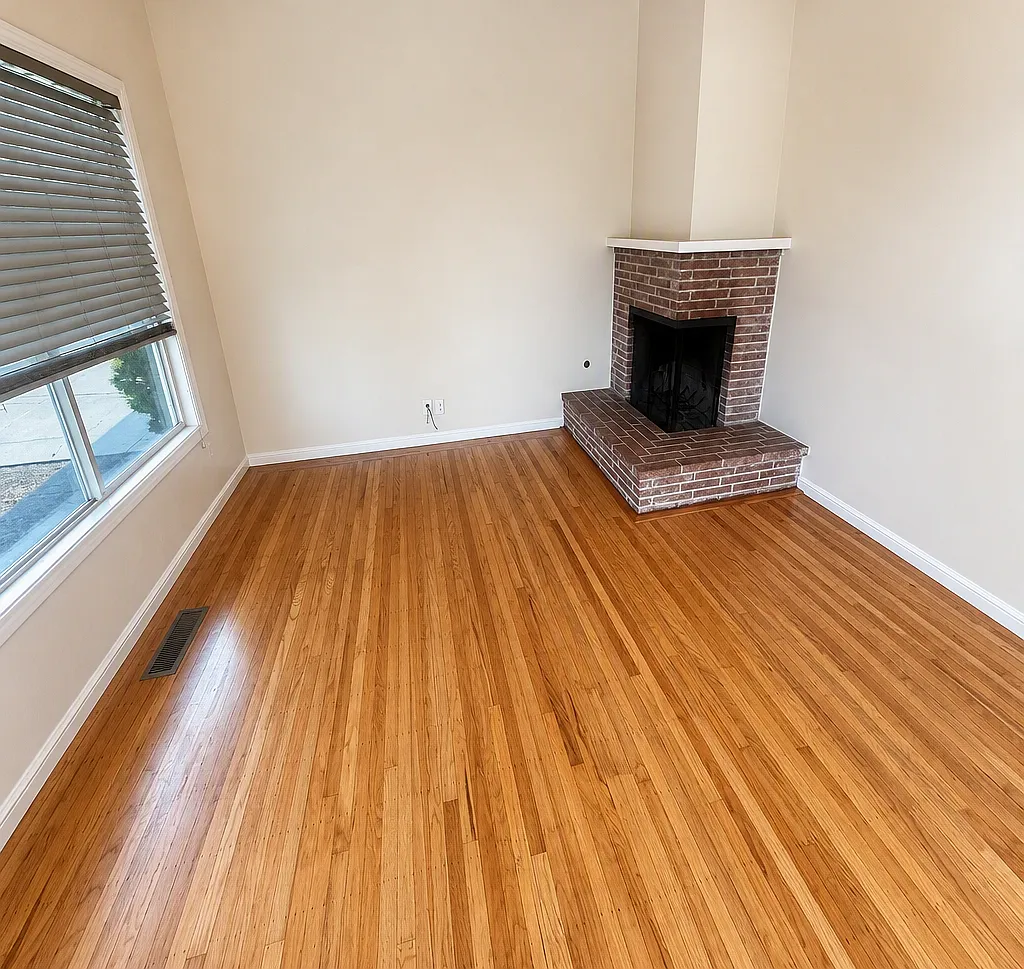 3 bed, 1430 sqft, $5,250 — Photo 4