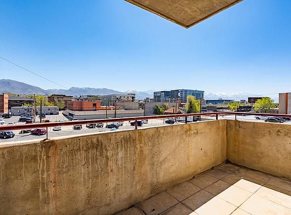 5th image of 230 E Broadway #401