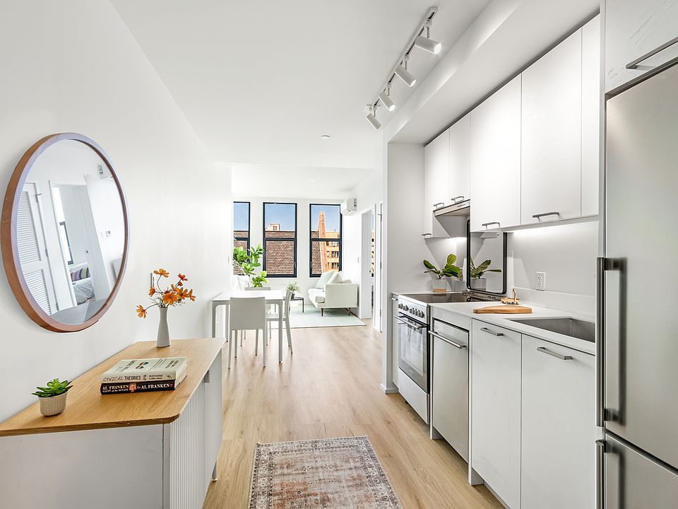 1st image of 955 Sterling Pl #324