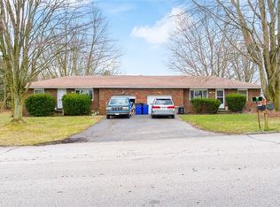 1814 Hudacsek Dr, Mogadore, OH 44260