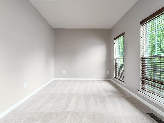 3rd image of 14613 Glenmorgan Dr