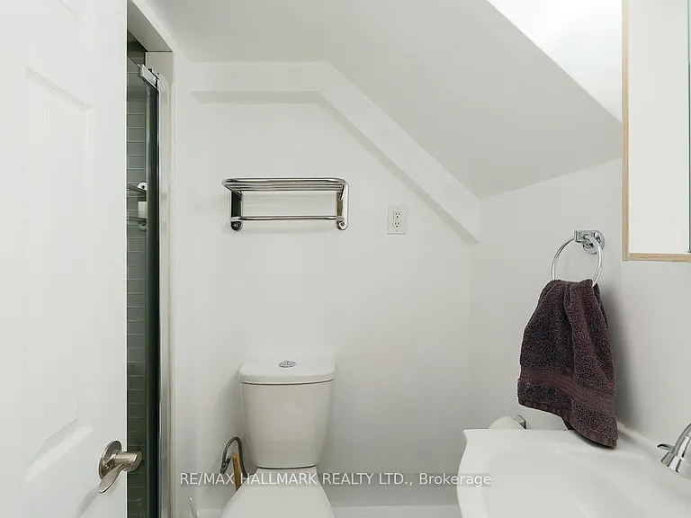 527 Craven Rd — Photo 29