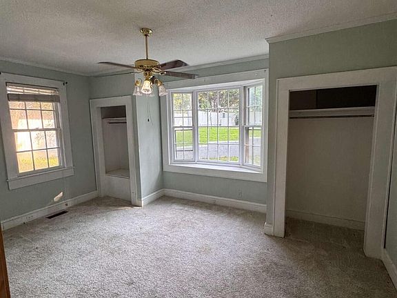 5th image of 111 Edwards St