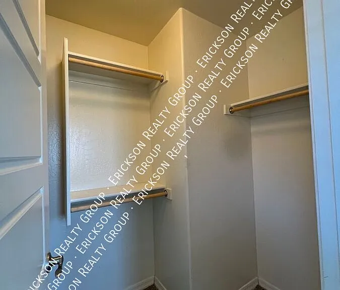 4621 W Kirkland Ave — Photo 15
