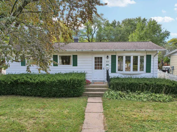 1937 Thackeray Rd, Madison, WI 53704
