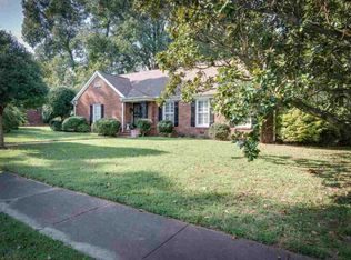 4370 Burgundy Rd, Memphis, TN 38111