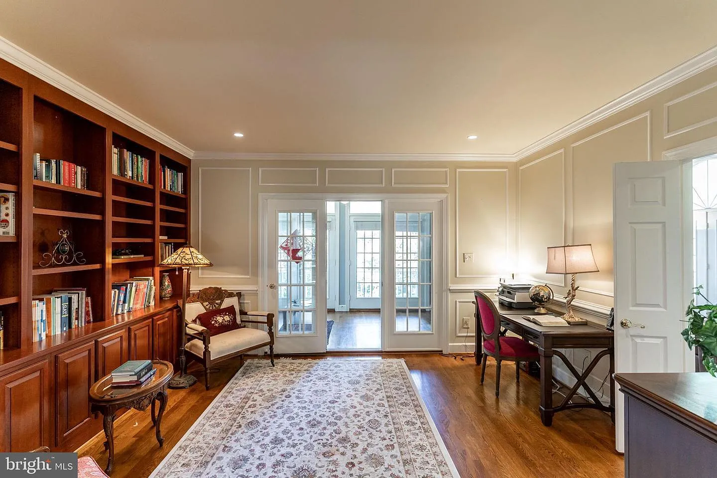 5 bed, 4.5 bath, 6124 sqft, $7,500 — Photo 4