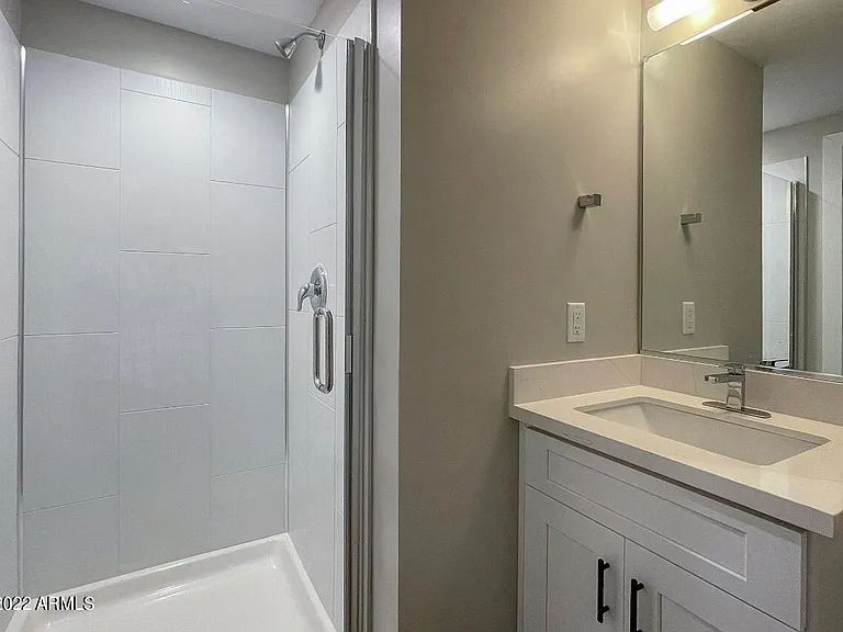3215 E Flower St #13 — Photo 19