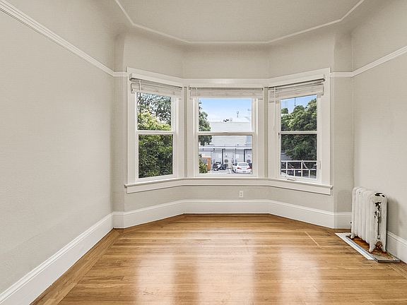 4th image of 2504 Washington St APT 1
