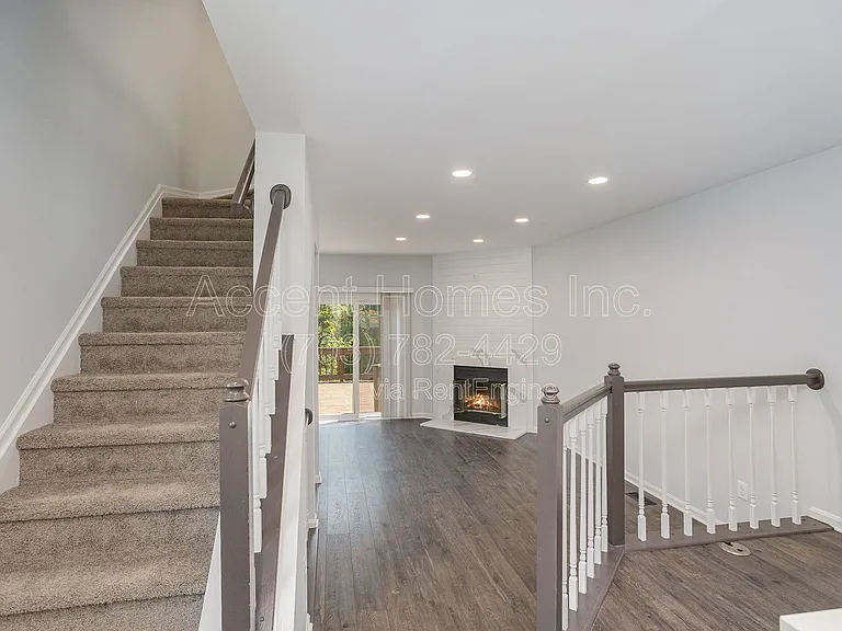 7301 Castleberg Ct — Photo 5