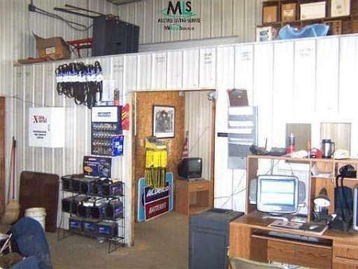 5th image of 6964 Walter St