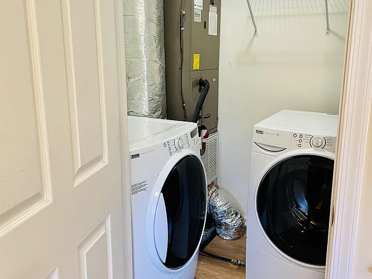 194 Mulberry Cir #1 — Photo 9