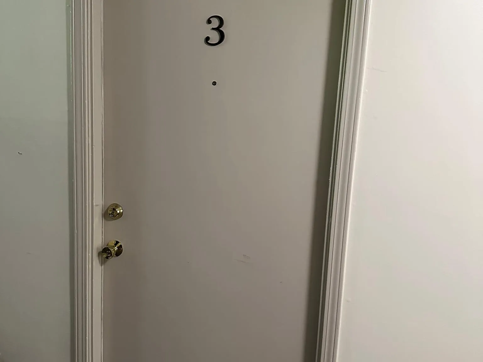 2 bed, 719 sqft, $2,300 — Photo 2