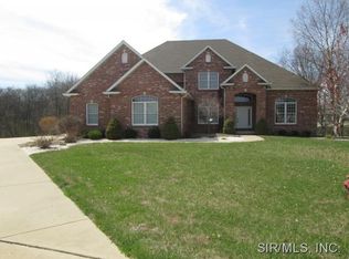 3500 Wood Ridge Ct, Waterloo, IL 62298