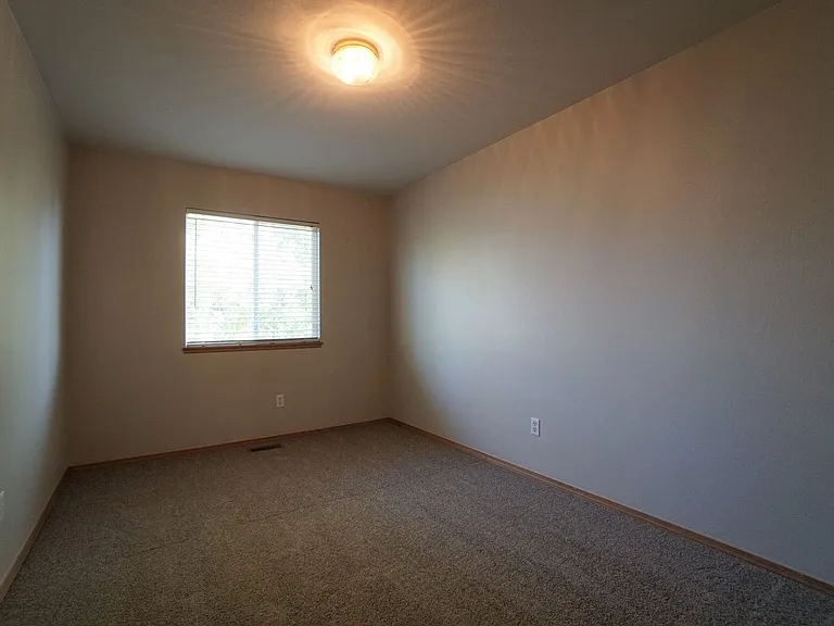 1072 Scarlet Oak Dr — Photo 19