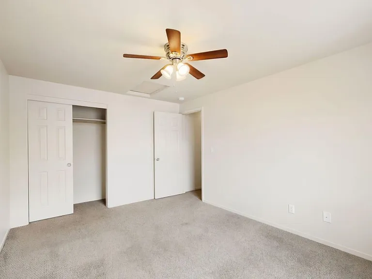 4036 Village Dr — Photo 14