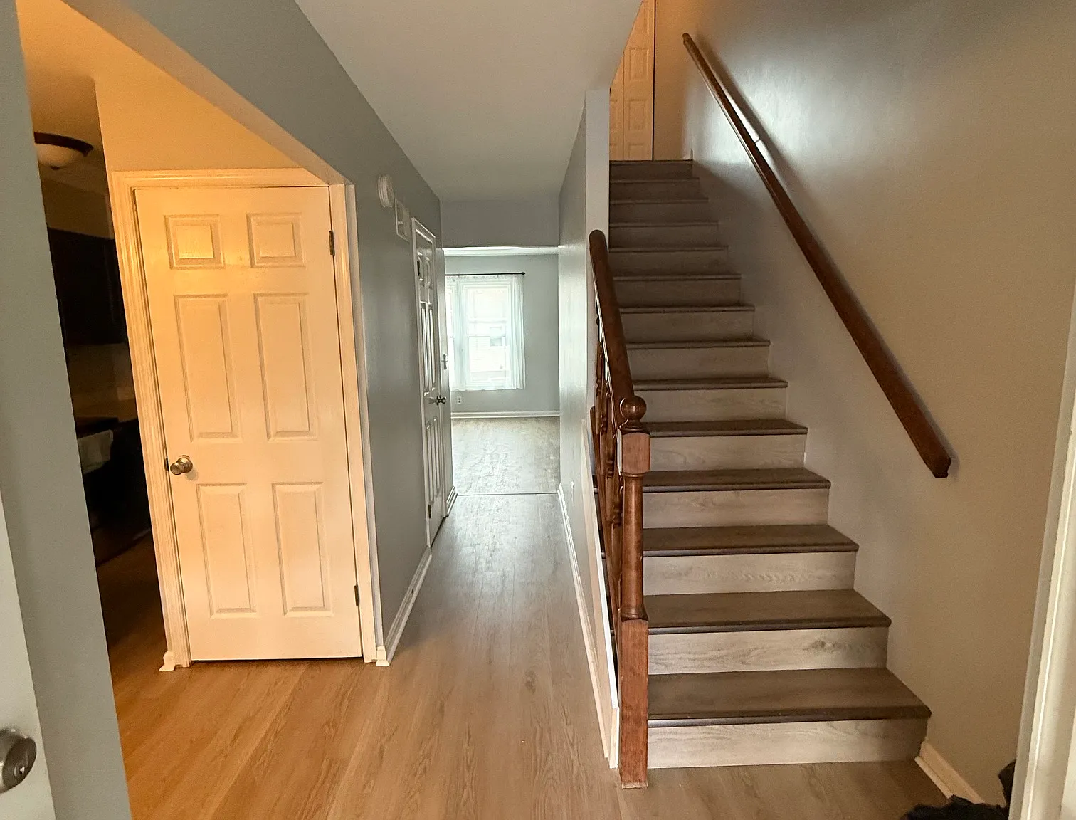 2 bed, 1.5 bath, 1024 sqft, $1,800 — Photo 3