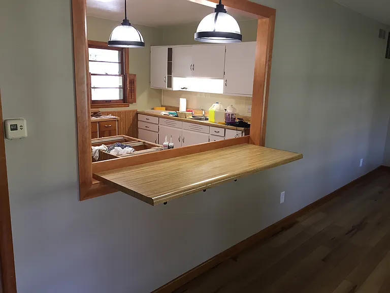 1205 W Waid Ave — Photo 2