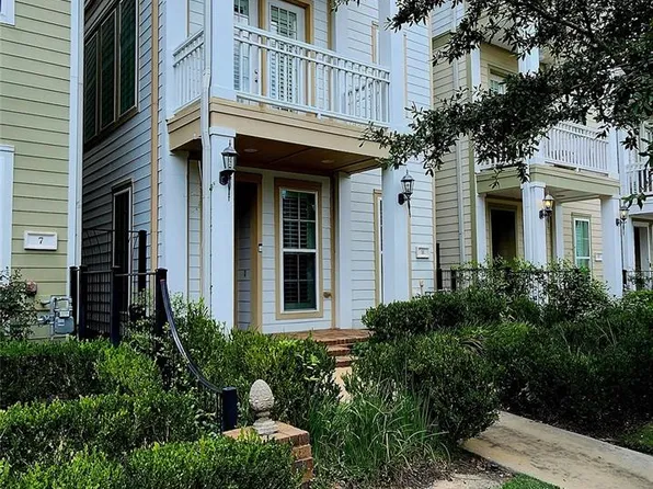 11 Rafters Row, The Woodlands, TX 77380