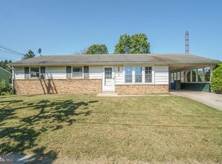 15 Butter Rd, Dover, PA 17315