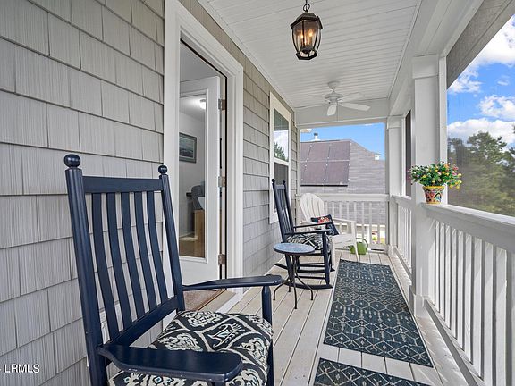 5th image of 24 Garden Isles Lane