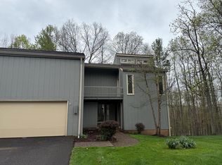 206 Dogwood Ct, Daniels, WV 25832