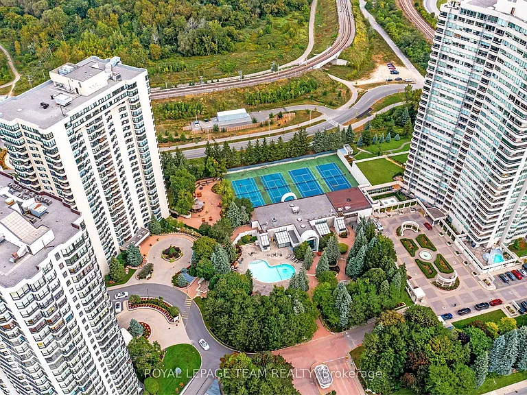 1480 Riverside Dr #205 — Photo 25