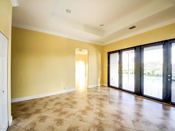5th image of 9230 SW 170th St