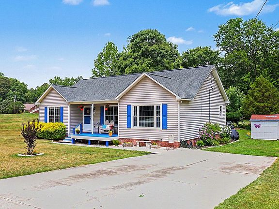 2nd image of 409 Brown Cir