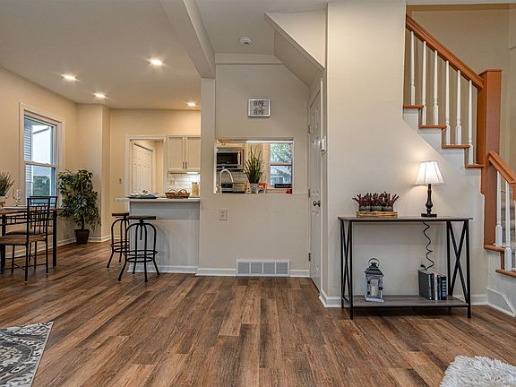 5th image of 74 Ormond St
