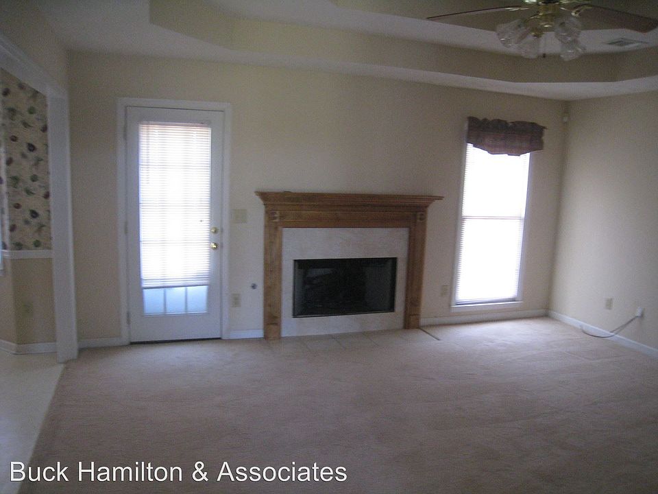 2nd image of 1470 Bunker Hill Rd