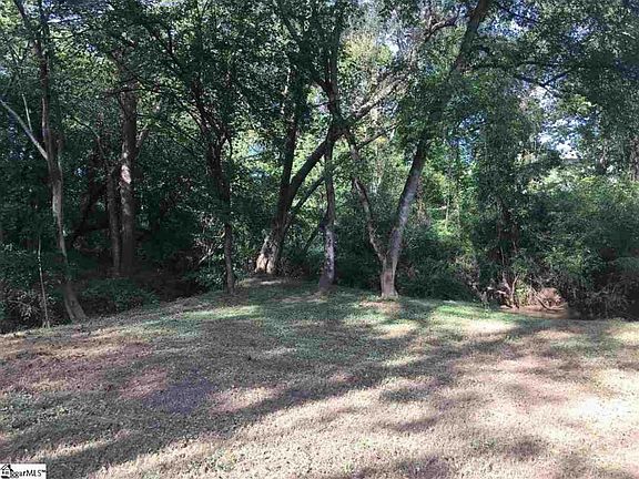 3rd image of S Pleasantburg Dr