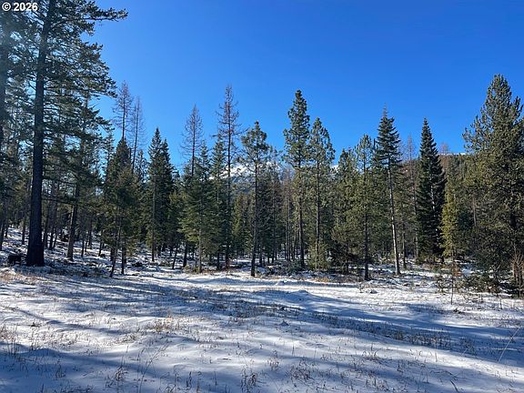 2nd image of 61005 Lime Quarry Rd