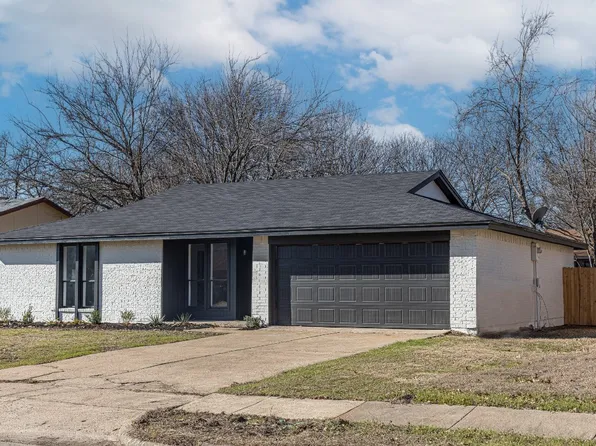 2741 E Pepperidge Dr, Lancaster, TX 75134