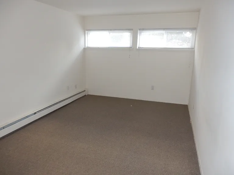 6 Putnam Ave — Photo 16