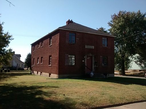 1st image of 1938 W Grand Ave APT 2