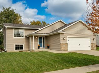 2539 Stacy St SE, Rochester, MN 55904