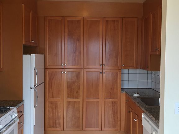 2nd image of 1625 Pacific Ave APT 401