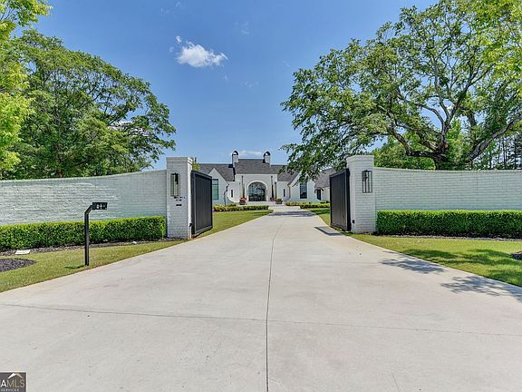 3rd image of 2305 Braselton Hwy