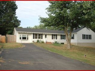 39708 Lovettsville Rd, Lovettsville, VA 20180