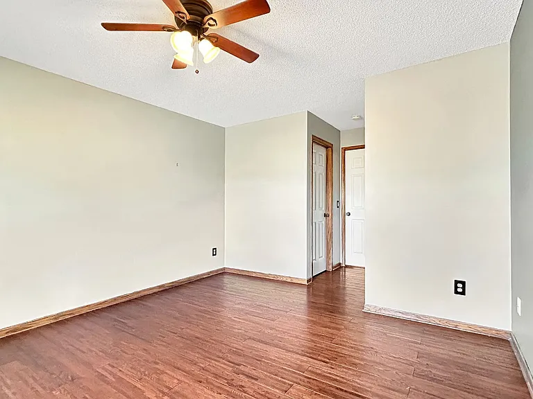 13821 Edgewood Ave — Photo 18