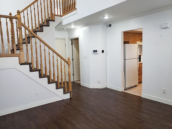 3rd image of 227 Majestic Meadows Dr