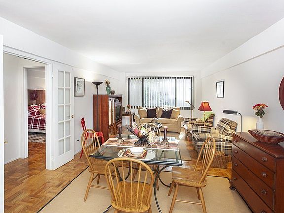 5th image of 425 E 63rd St APT W5a