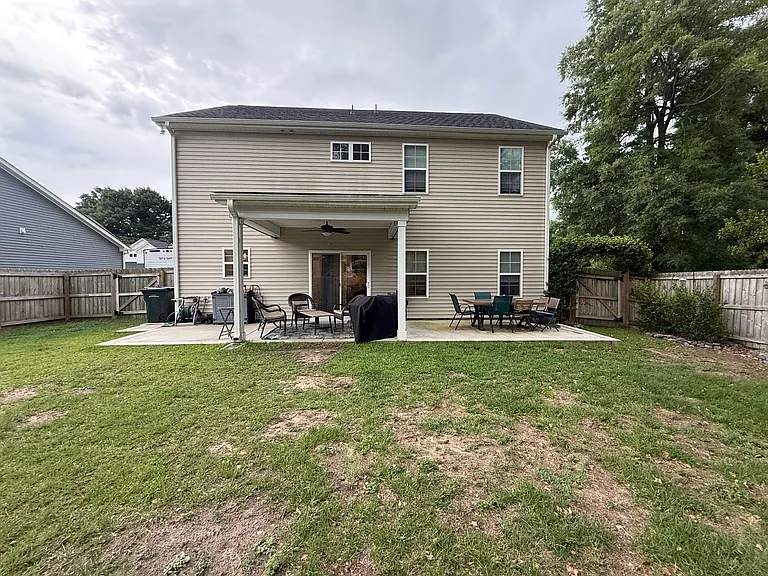 1214 Morgan St — Photo 2