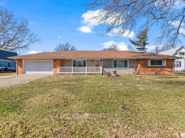 2537 N Plateau Dr, Springfield, IL 62707