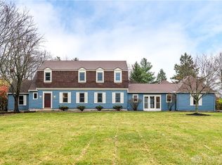 1471 Lindenhurst Dr, Dayton, OH 45459