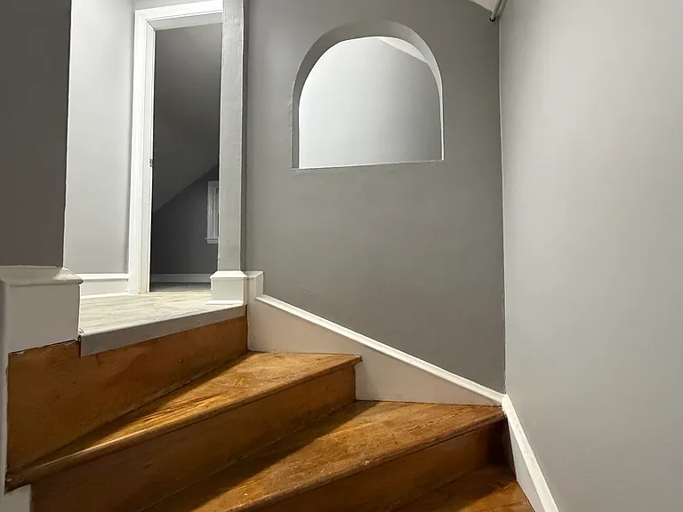 10 Sacramento St — Photo 14