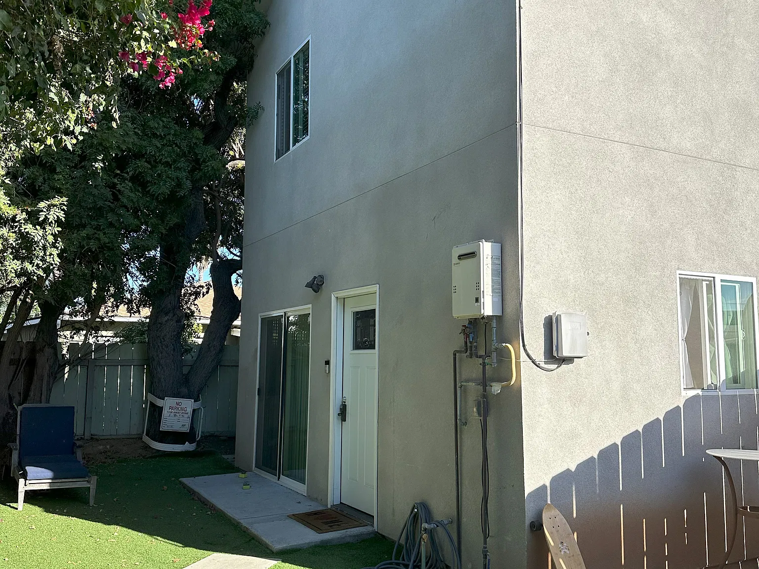 4 bed, 1200 sqft, $5,500 — Photo 2
