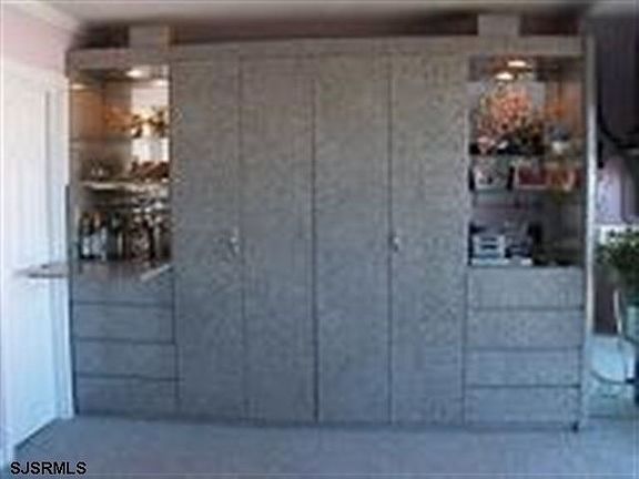 5th image of 4800 Boardwalk APT 808