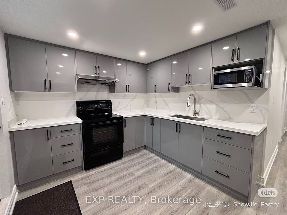 1st image of 36 Temple Bar Cres #W